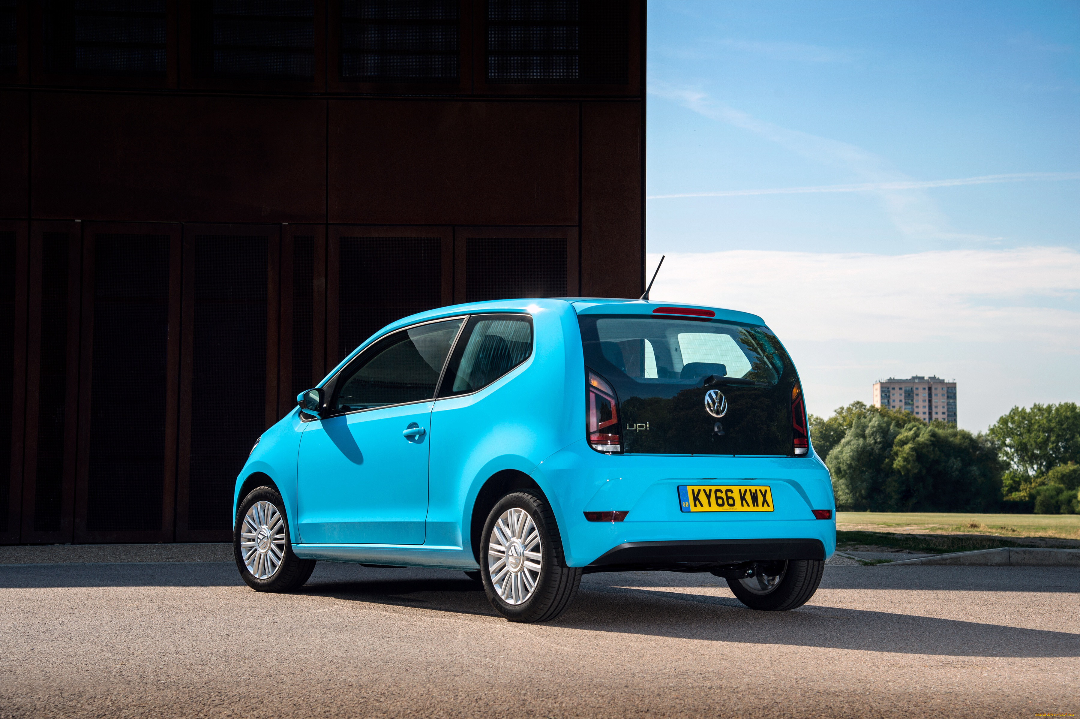 Volkswagen up трехдверный